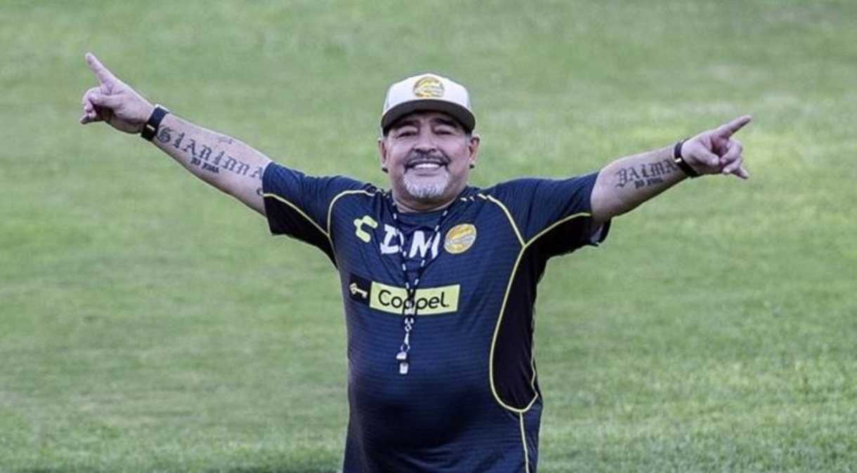 Diego Maradona passou por uma cirurgia no cérebro nesta semana